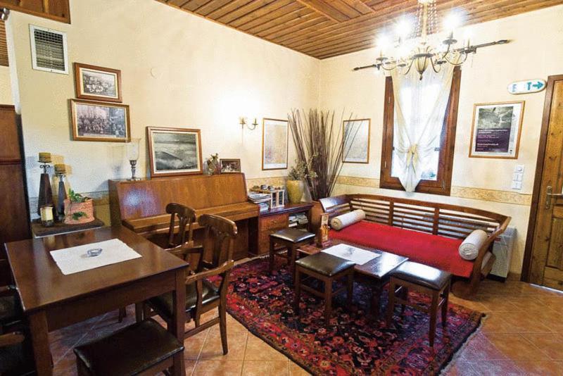 Villa Kastanodasos Emporio  Eksteriør bilde