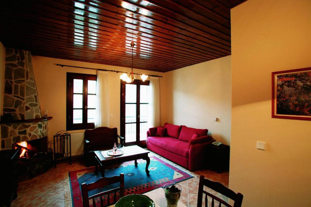 Villa Kastanodasos Emporio  Rom bilde